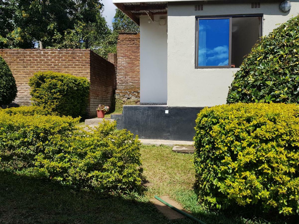 Chinyonga Guesthouse Limbe 外观 照片